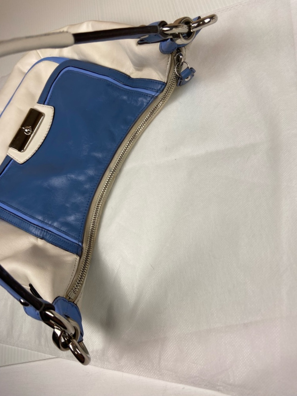 Coach Kristin Leather Flap Hobo Blue Ivory Colorblock Shoulder Bag F22509 Y2K - Picture 12 of 13